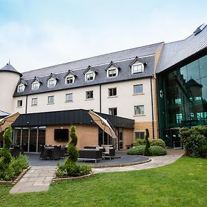 Drayton Manor Hotel